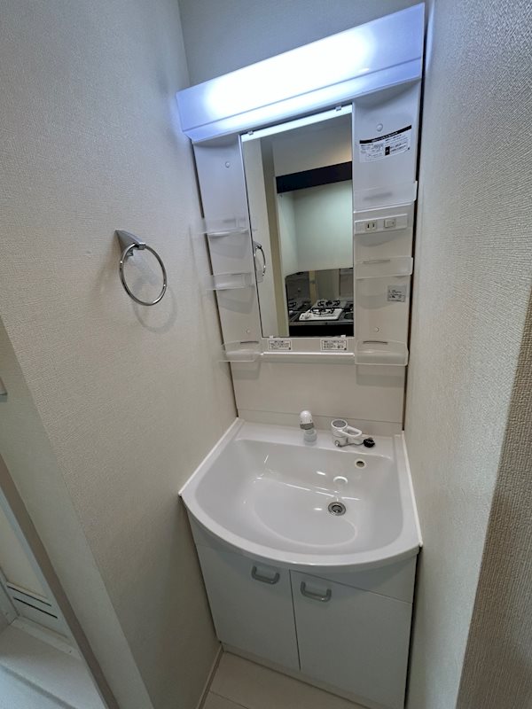 洗面設備　同一仕様写真