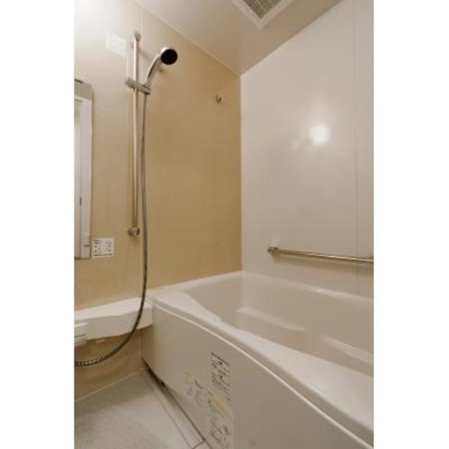 バス・シャワールーム　※写真は同タイプ住戸です。