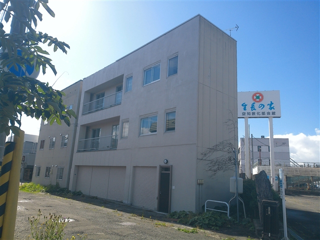 滝川駅前テラスハウスの外観写真