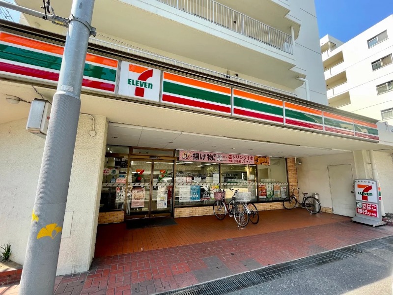 コンビニ　セブンイレブン東大阪足代新町店（コンビニ）まで241m