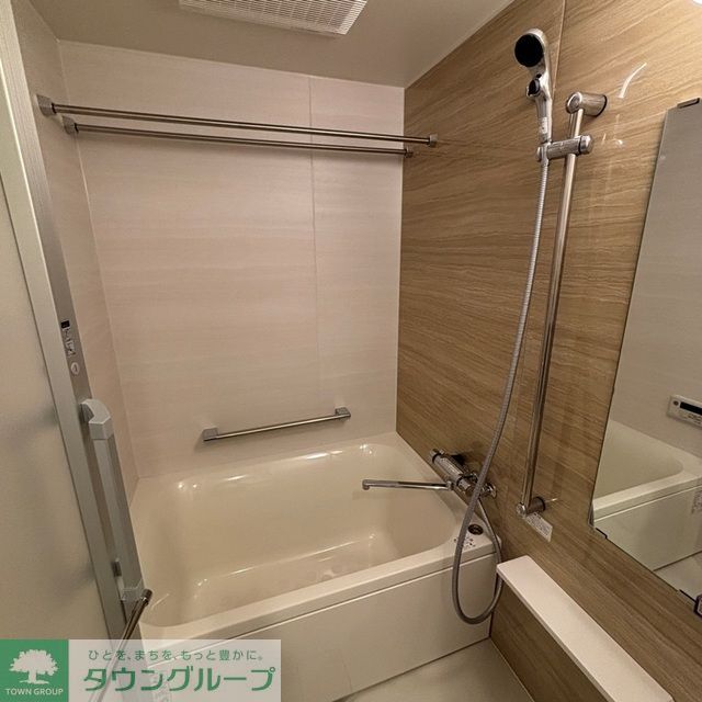 バス・シャワールーム　※写真は同タイプ住戸です。