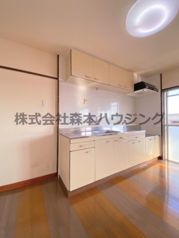 中宮第4住宅74号棟のキッチン写真
