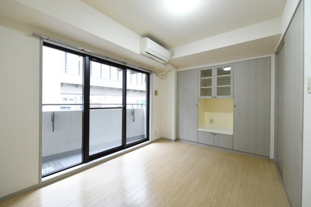 シーアイマンション池袋西の居間写真
