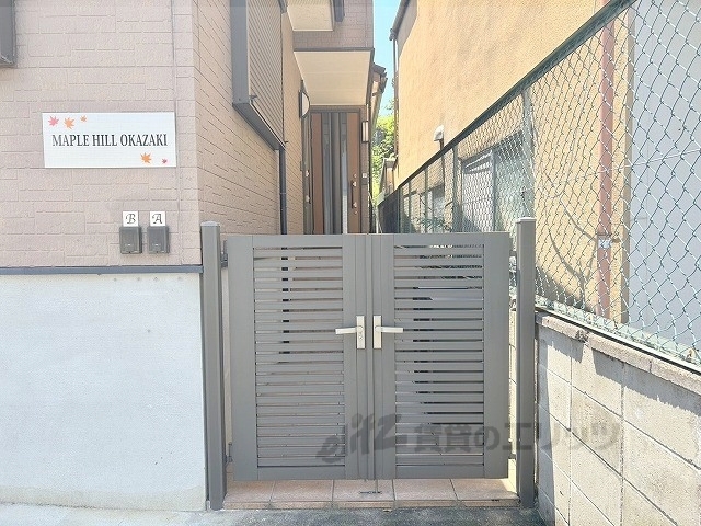 メイプルヒル岡崎の外観写真