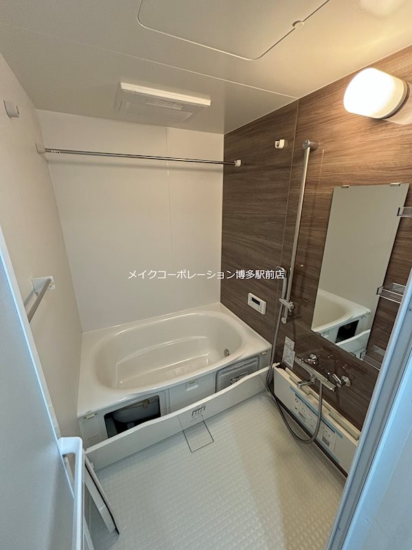 西鉄天神大牟田線 西鉄平尾駅 徒歩17分 10階建 築3年の風呂写真