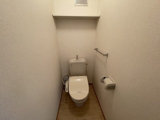 トイレ　※別部屋の写真です