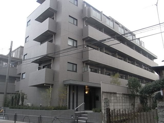 ルーブル練馬参番館の外観写真