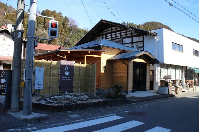 飲食店　カフェまるはち（飲食店）まで543m