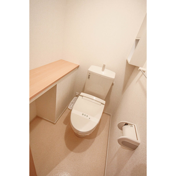 トイレ　同じ建物の別のお部屋