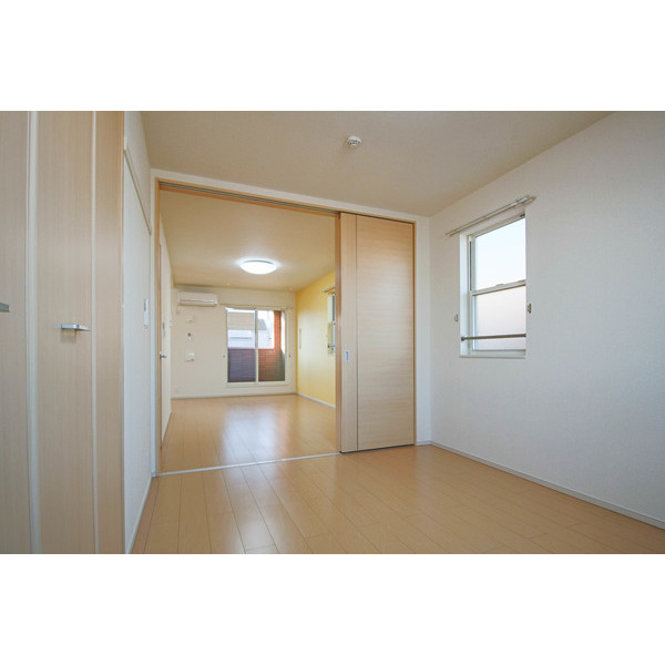 その他　同じ建物の別のお部屋