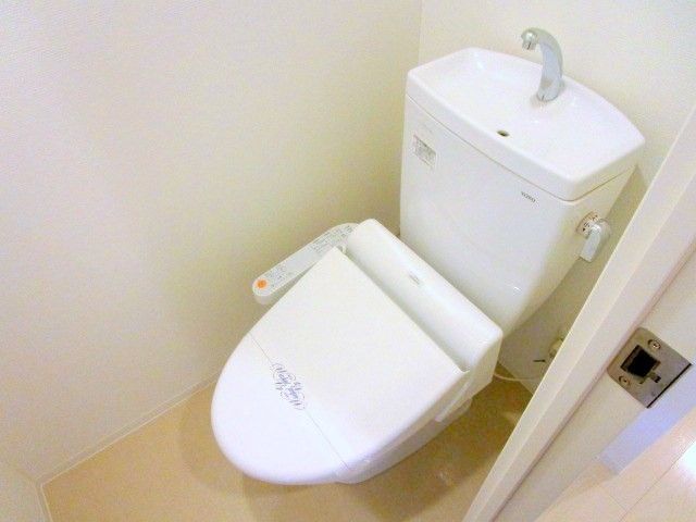 トイレ　トイレ