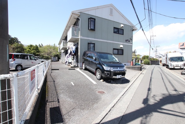駐車場　（有料、要空き確認）