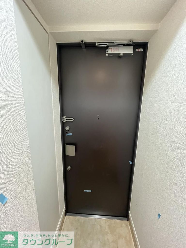 玄関　設備
