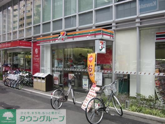 コンビニ　セブンイレブン大久保2丁目明治通り店（コンビニ）まで50m