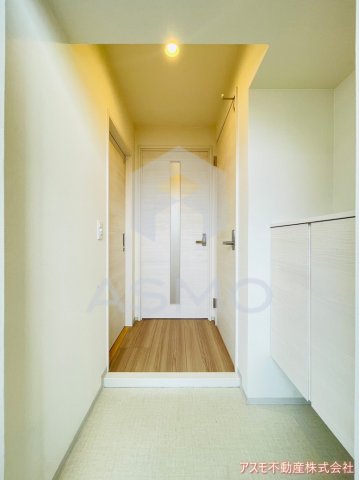 玄関　同マンション別部屋　参考写真