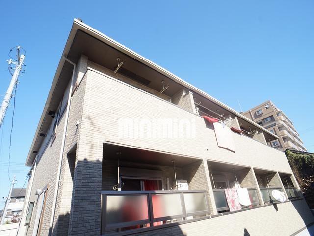 建物外観　落ち着いた色合いの外観