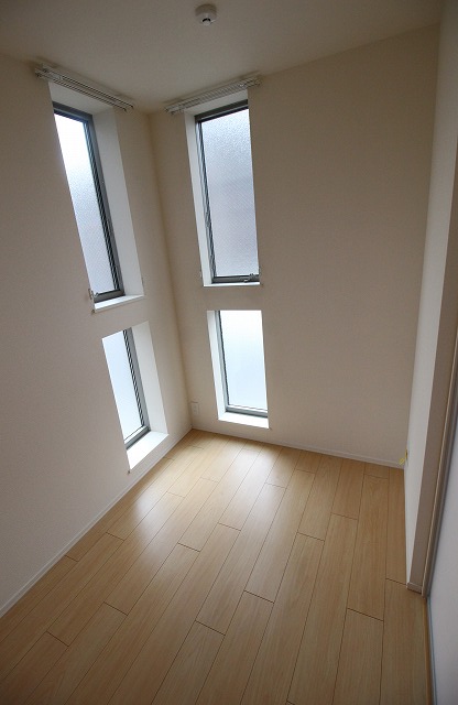 収納　別の部屋の写真です