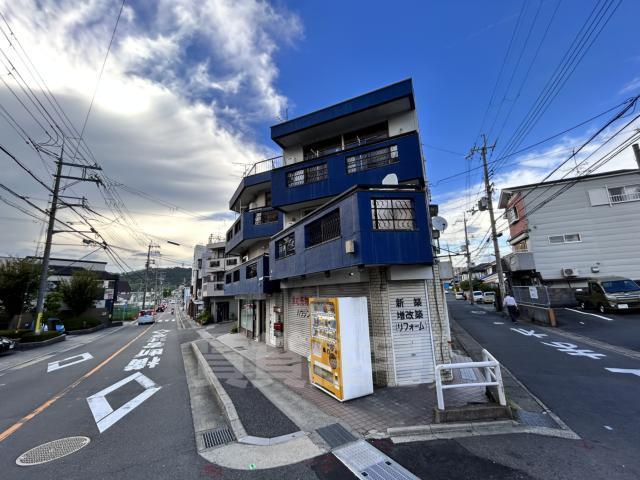 京都市伏見区石田森東町のマンションの建物外観