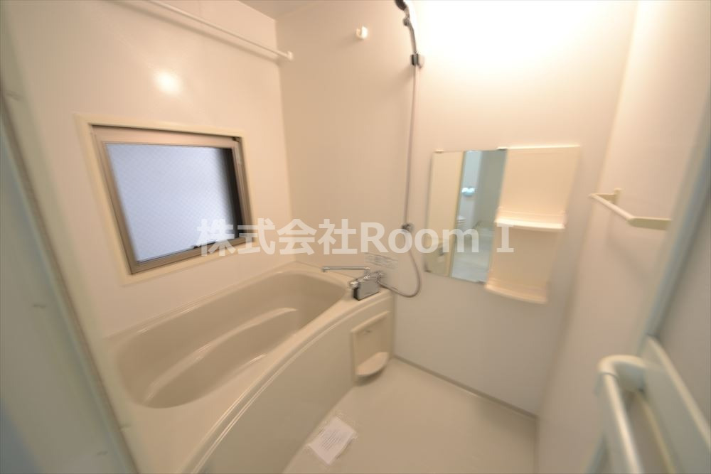 バス・シャワールーム　ゆったり過ごせるお風呂です