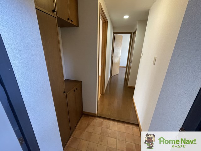 玄関　シューズボックス付