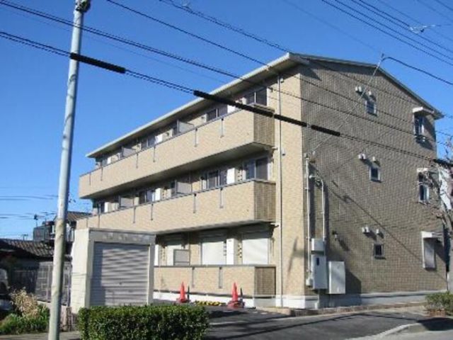 松戸市八ケ崎のアパートの建物外観