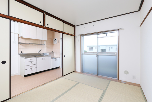 居室・リビング　和室をつなげてお使いいただけます