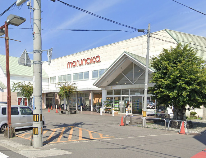 ショッピングセンター　マルナカ観音寺店（ショッピングセンター）まで289m