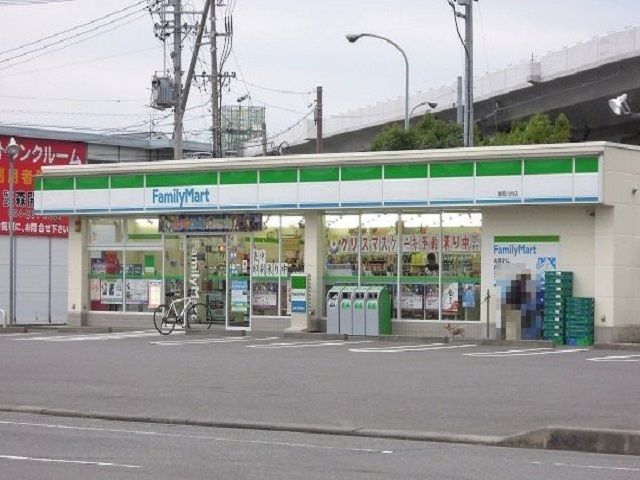 【静岡市葵区川合のアパートのコンビニ】