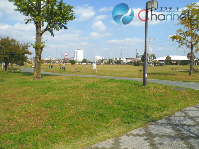 【ドミールパーク江崎の公園】