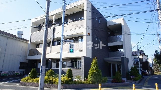 市原市姉崎東のマンションの建物外観