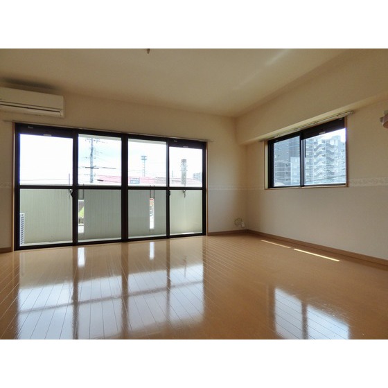 居室・リビング　現状優先