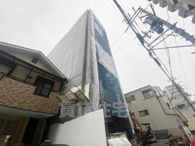 【池田市槻木町のマンションの建物外観】