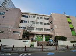 【GLOBAL FRONT TOWERの小学校】