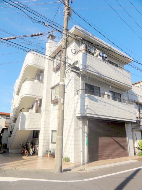 建物外観　凛とした外観