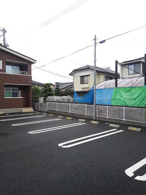 【柴田郡大河原町金ケ瀬のアパートの駐車場】