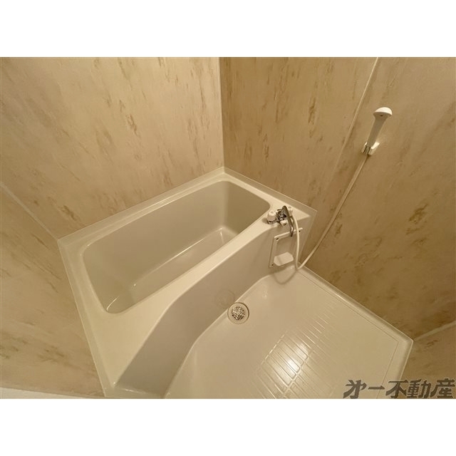 バス・シャワールーム　浴室