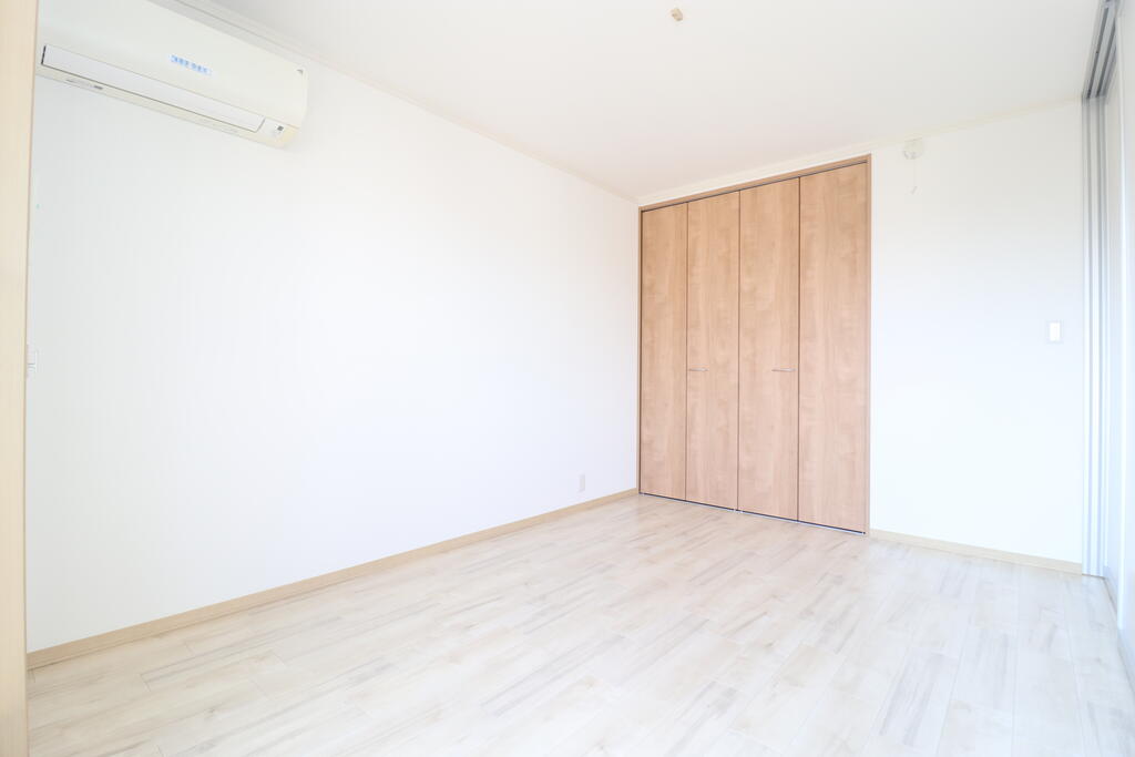 その他部屋・スペース　大きな収納付きの洋室