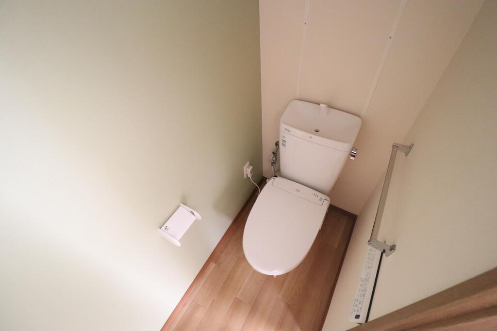 トイレ　清潔なトイレ