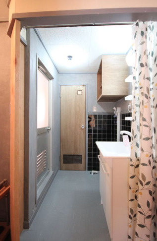 洗面設備　コンパクトで使いやすい洗面所