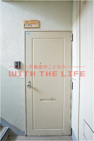 玄関　外はこのようになっています