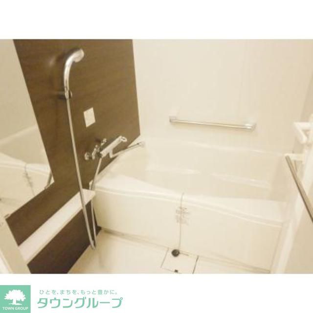バス・シャワールーム　※写真は同タイプ住戸です。