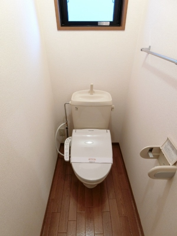 トイレ　図面と現状に相違がある場合には現状を優先