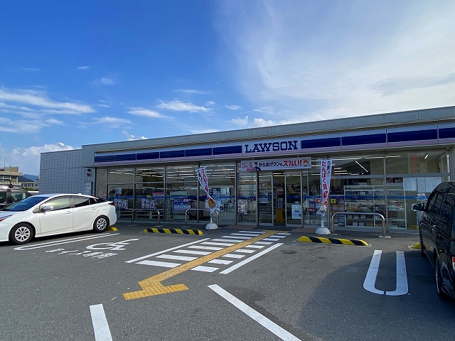 コンビニ　ローソン橿原雲梯町店（コンビニ）まで708m
