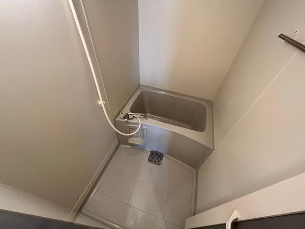 バス・シャワールーム　綺麗なお風呂！