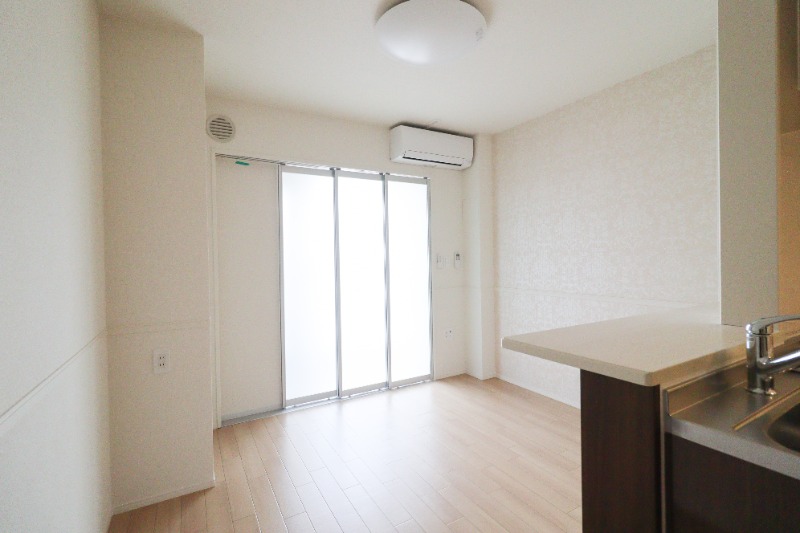 居室・リビング　図面と現状に相違がある場合には現状を優先