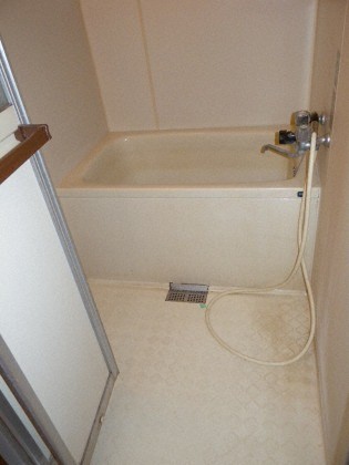 バス・シャワールーム　浴室