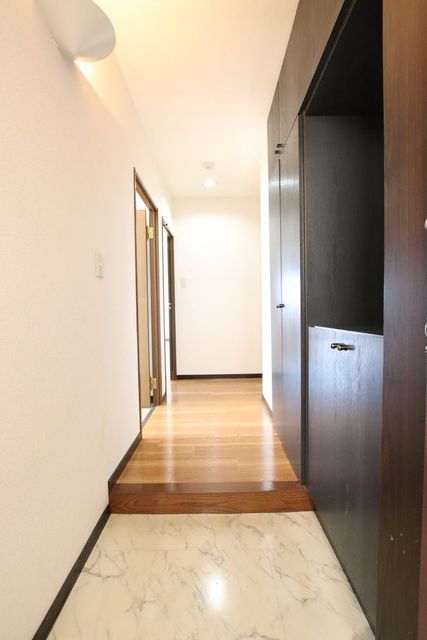 玄関　収納有り