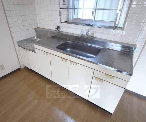 キッチン　キッチンです。