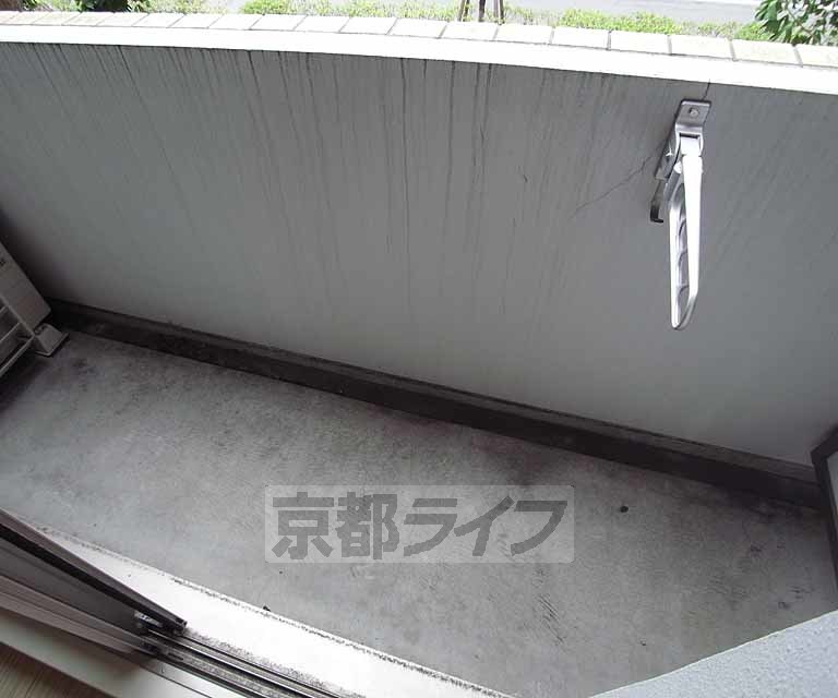 バルコニー　きれいなバルコニーです