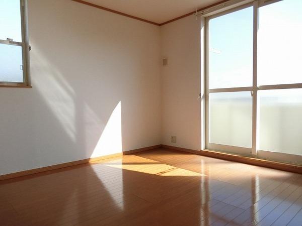 居室・リビング　広々リビング！